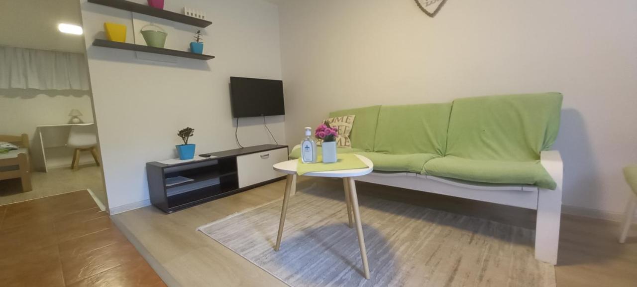 Jani Apartment City Skopje City ​​Center מראה חיצוני תמונה