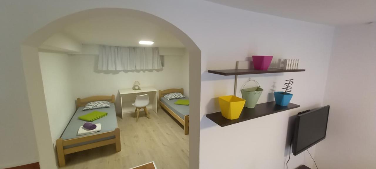 Jani Apartment City Skopje City ​​Center מראה חיצוני תמונה